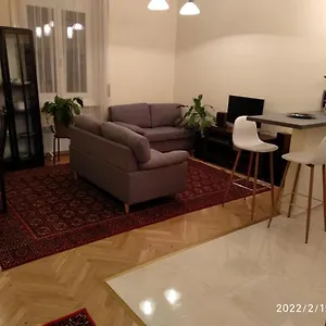 Apartment A Quiet Place In The Heart Of The, Budapest