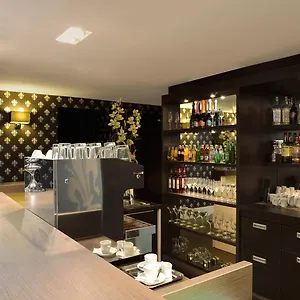4* فندق لا بريما فاشن